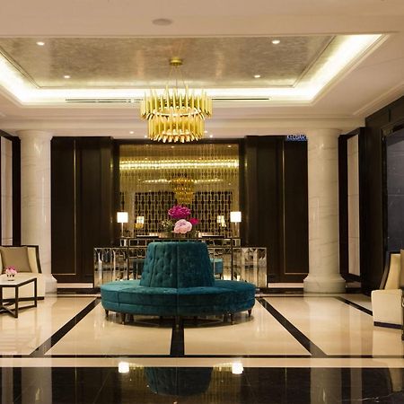 מלון The Ritz-Carlton, קואלה לומפור מראה חיצוני תמונה The lobby of the hotel