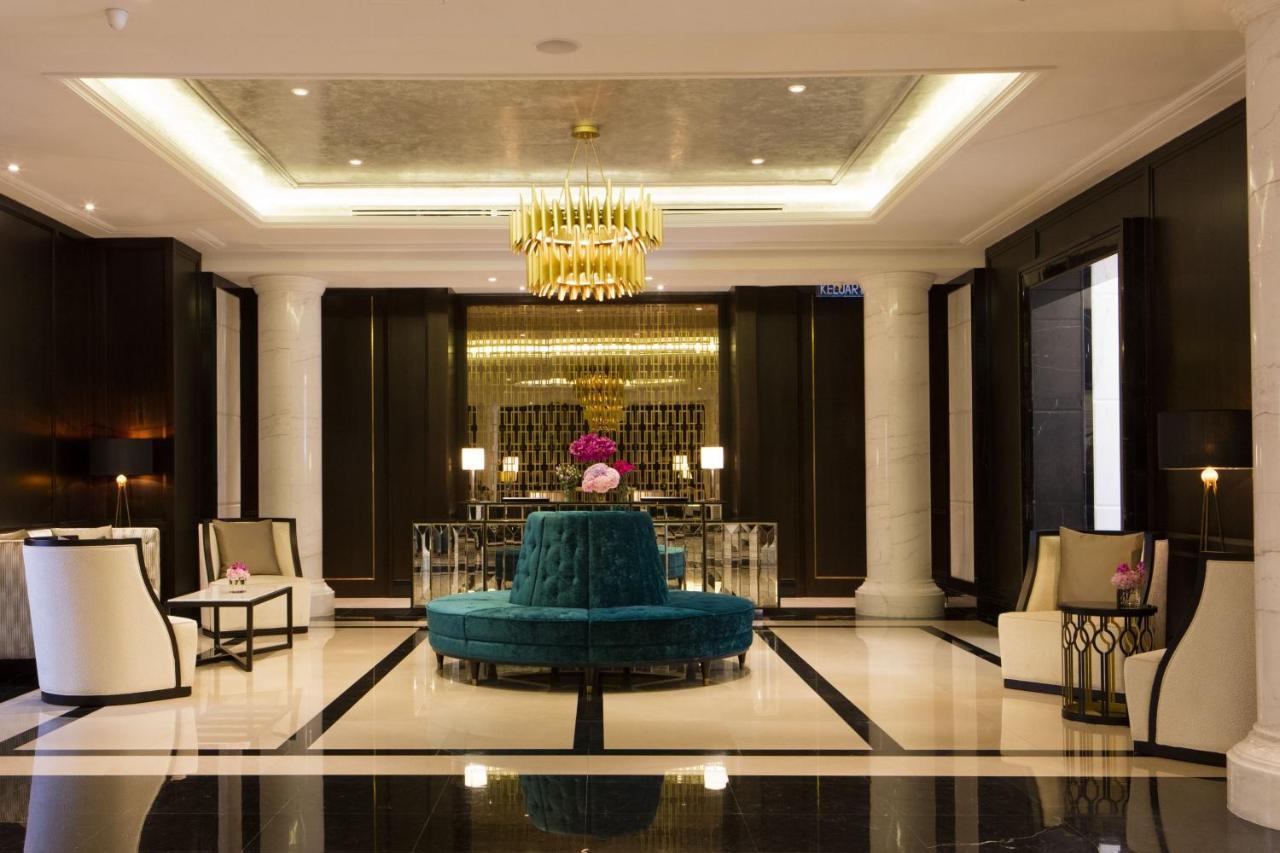 מלון The Ritz-Carlton, קואלה לומפור מראה חיצוני תמונה The lobby of the hotel