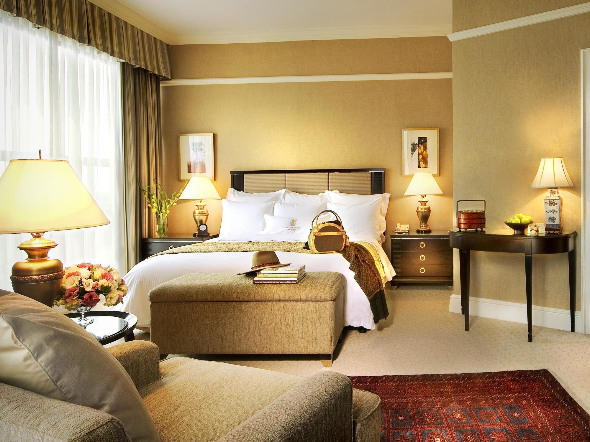 מלון The Ritz-Carlton, קואלה לומפור מראה חיצוני תמונה A suite at the Four Seasons Hotel, Mumbai