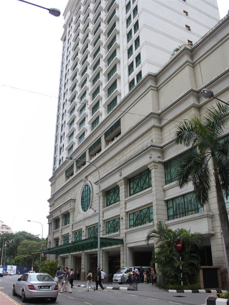 מלון The Ritz-Carlton, קואלה לומפור מראה חיצוני תמונה The facade of the building